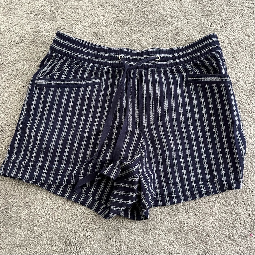 GAP pull on shorts